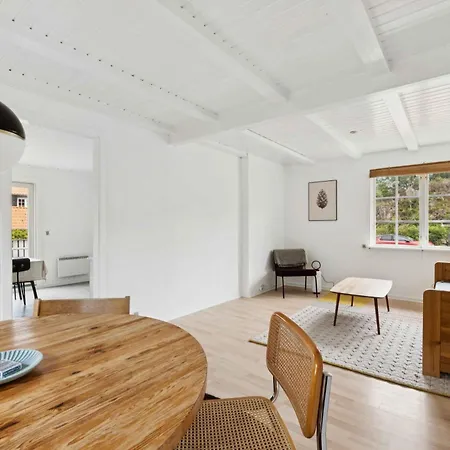 Lovely Flat Close To The Daire *