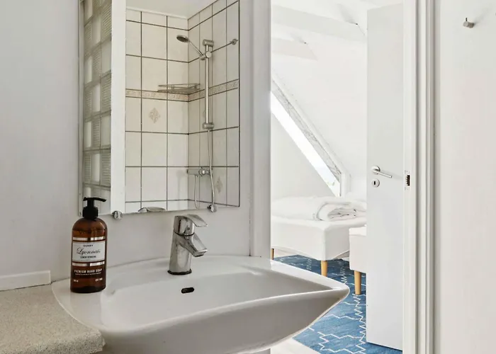 Lovely Flat Close To The *